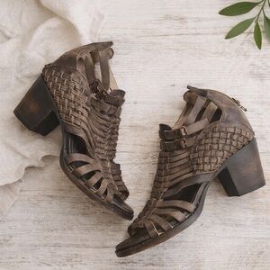 Freebird by Steven Todum Leather Strappy Heeled Sandals Brown Woven Cage Boho 8